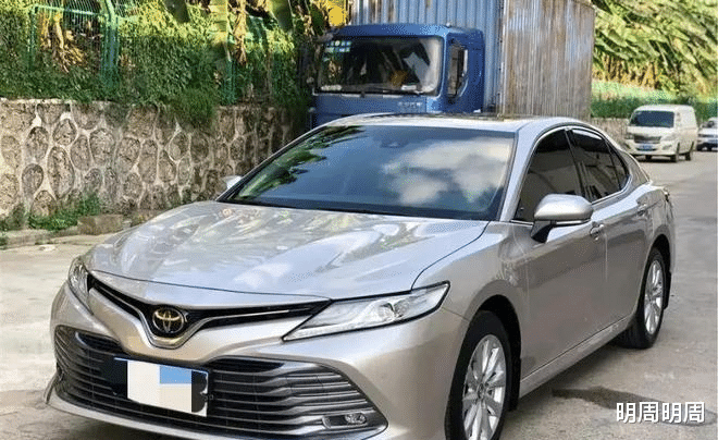 2.0L丰田凯美瑞软弱无力？车主：网上嘴炮真是，键盘侠张口就来！