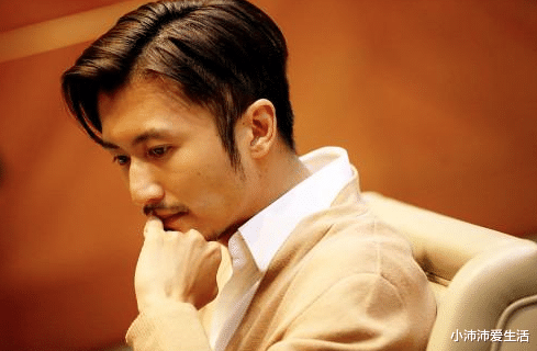 谢霆锋|陪伴谢霆锋23年，至今未婚，如今50岁撑起娱乐圈半壁江山