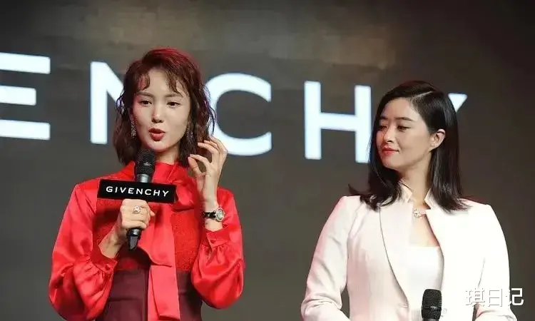 蒋欣|32岁金晨和39岁蒋欣罕见同框!一个骨感,一个丰腴