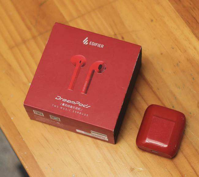 徕卡|什么耳机不会带起来有异物感？最舒服的半入耳式蓝牙耳机推荐