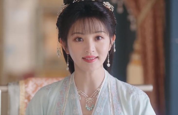 尹峥|卿卿日常：李薇老板身份曝光，和夫人大喊不守妇道，怒提休妻