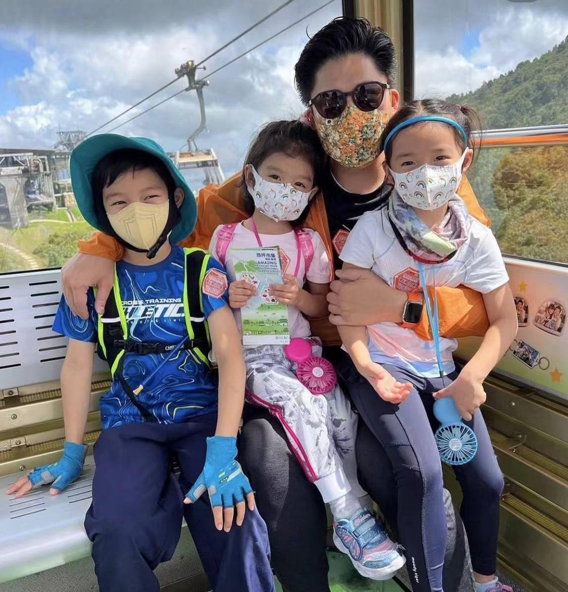 霍启刚|香港豪门清流！霍启刚郭晶晶全家国庆游玩合照，一封家书催人泪目