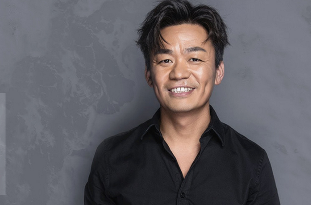 王宝强|王宝强开大G带冯清聚会,与甄子丹喝酒称兄道弟,被指撞脸任贤齐!