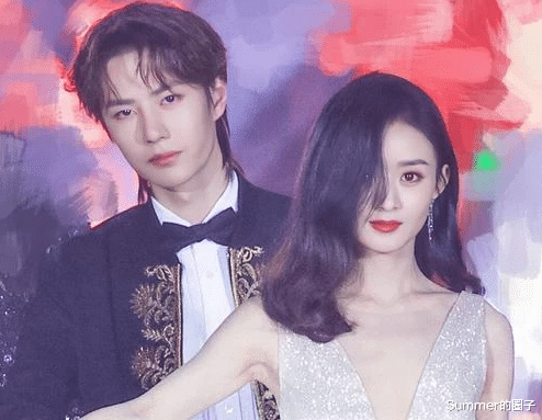 赵丽颖|赵丽颖荧幕情侣众多，每一对都那么甜，竟然还有没接过吻的