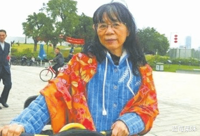 我国首位冷冻人杜虹,只剩头部被保存完整,她2065年能复活吗?