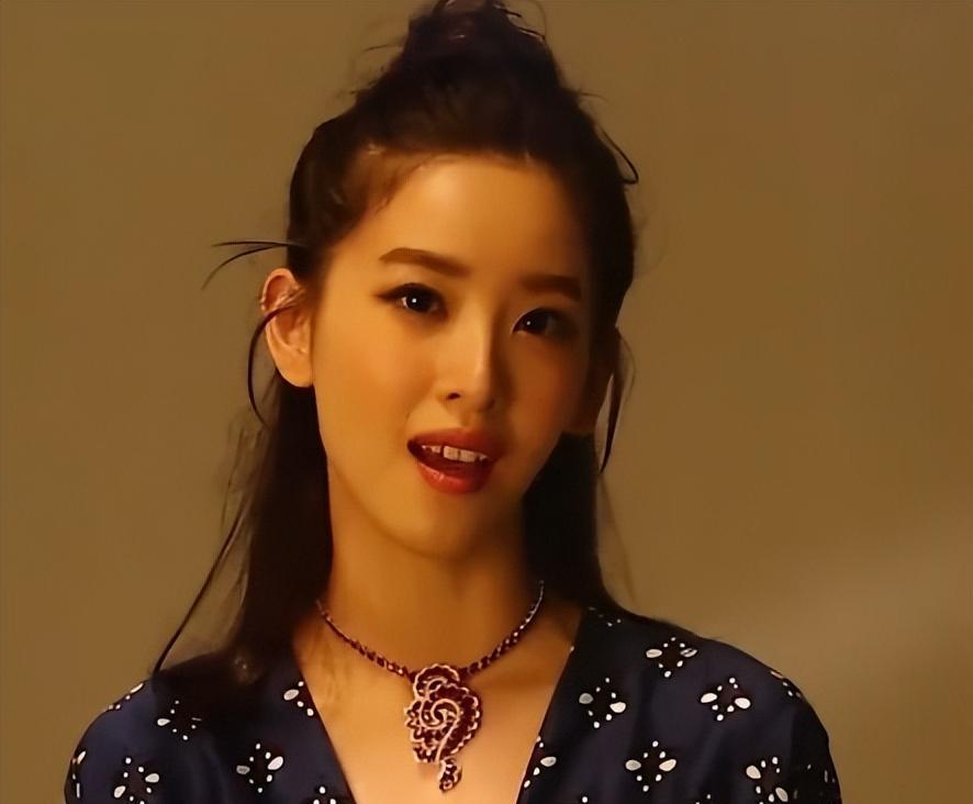 章泽天|章泽天被蔚来老板娘喊小天,她的侧面回答让对方气势瞬间消失