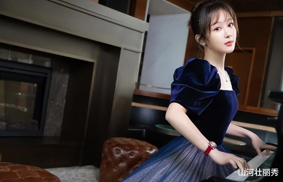 杨紫|“内娱老好人”杨紫：主动给刘涛让C位，成众男星“提款机”