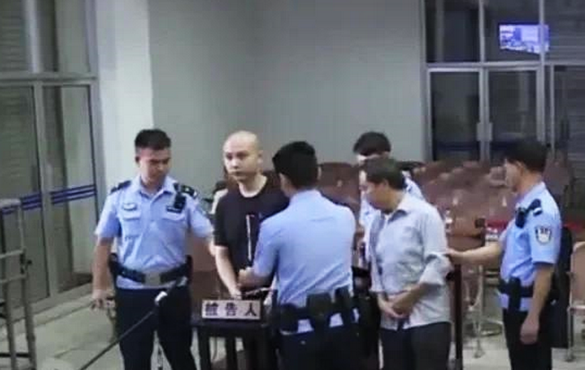18年,四川31岁男子发现打车破绽,带全家套现50万,怎么做到的