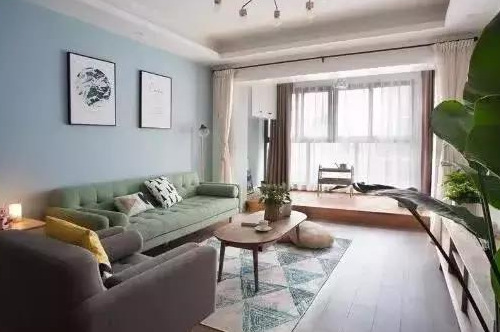 阳台还在装推拉门?太土了,如今都流行这样装了,美观实用又省地