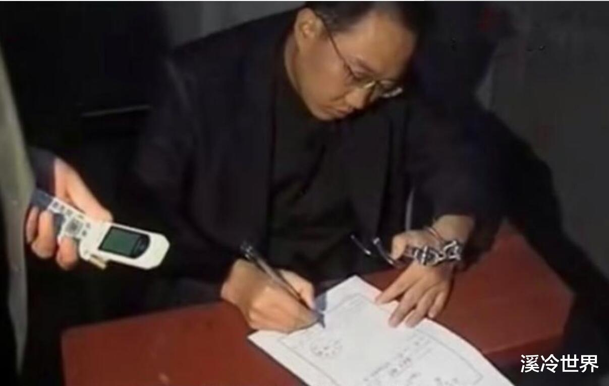 2003年,女儿心脏病去世,专家父亲报警:借妻上位的女婿有问题
