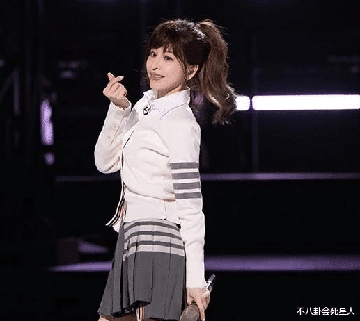 蛇精脸|巫婆鼻、镰刀眼、蛇精脸，看完这些明星整容后模样，我受到了惊吓