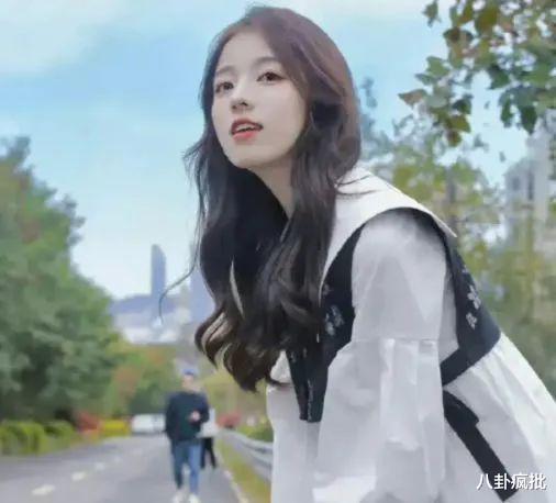 李多寅|女嘉宾知三当三，《怦然心动》开播即停播！恋综怎么了？