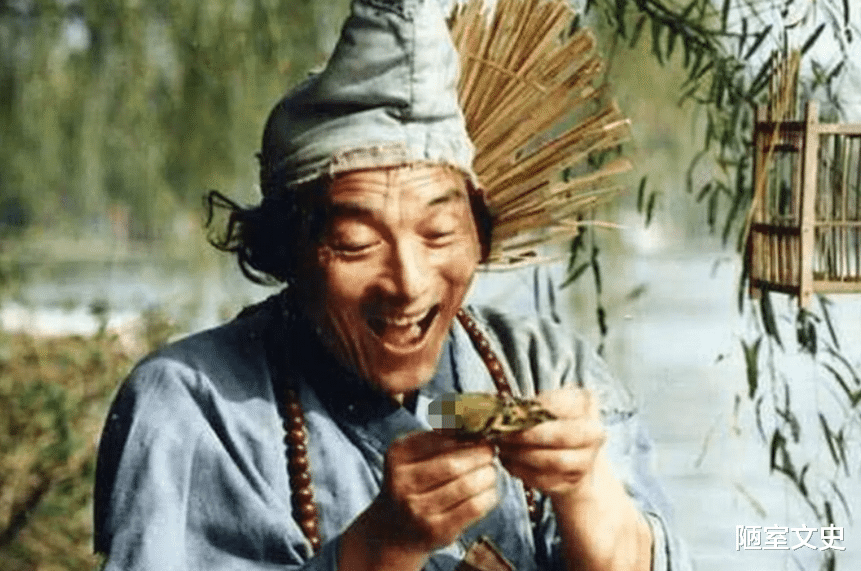 济公|《济公》拍摄过程中，发生了3件怪事，从此游本昌一心向佛