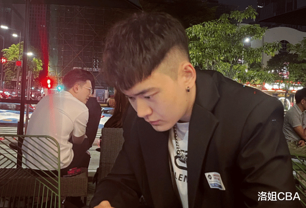 广东男篮|CBA三消息：广东外援七月到位，浙江告别刘维伟，马力克晒生活照