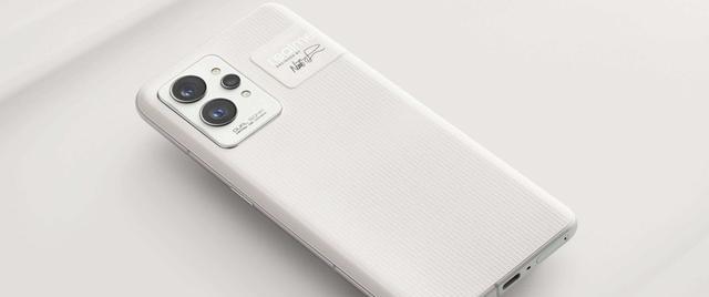 CPU|5000mAh+4nm处理器，新增12+512G版本，真我正式进军高端市场