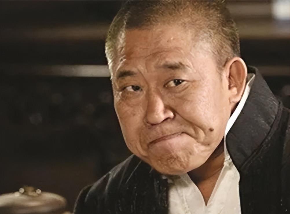 王迅|6位长得丑的明星，老婆却都是大美女，王迅娇妻堪比大明星