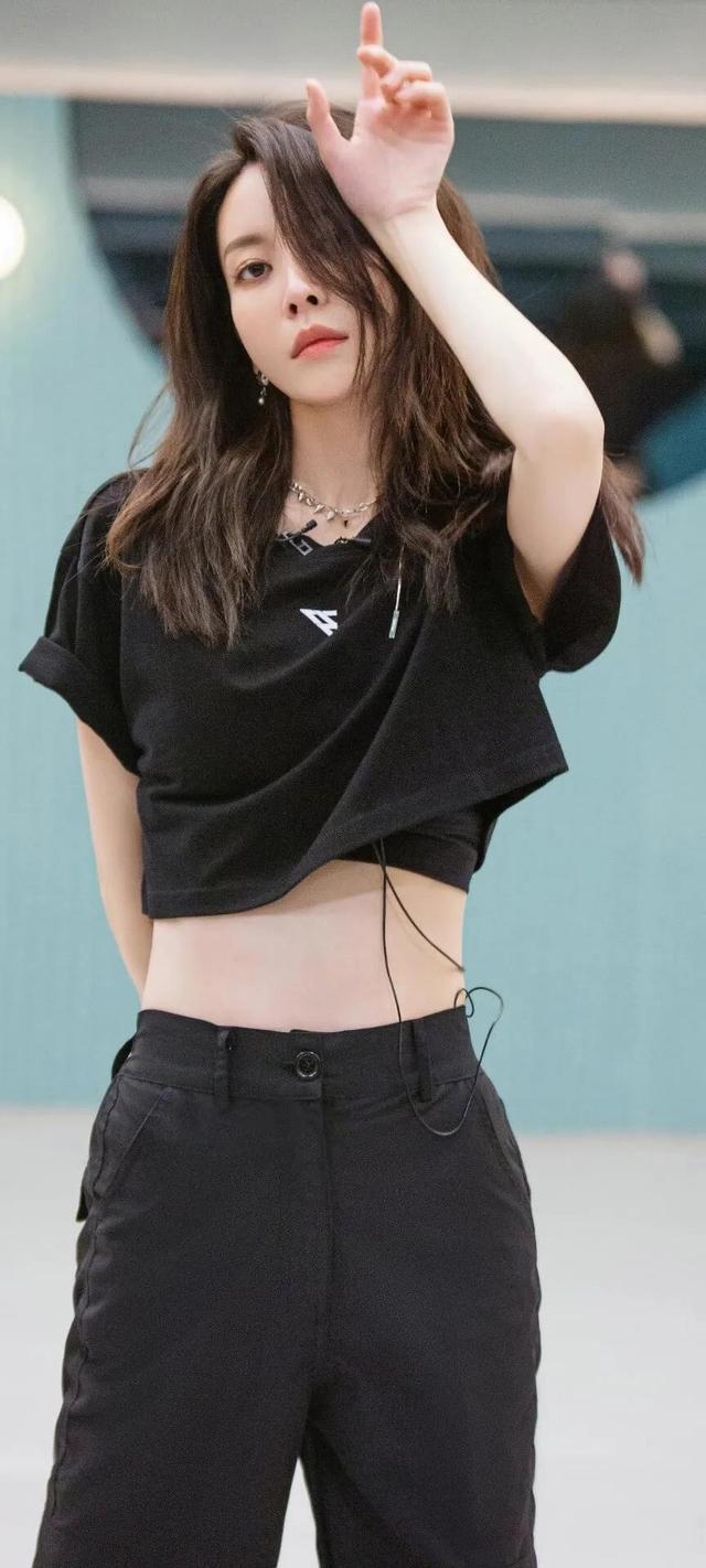 任嘉伦|于文文,完美身材