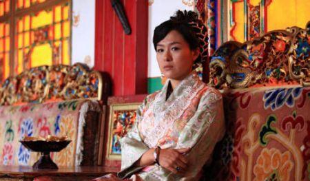 张天爱|沈傲君：女明星结婚也要靠相亲，求婚时，一颗巨大的裸钻让她惊喜