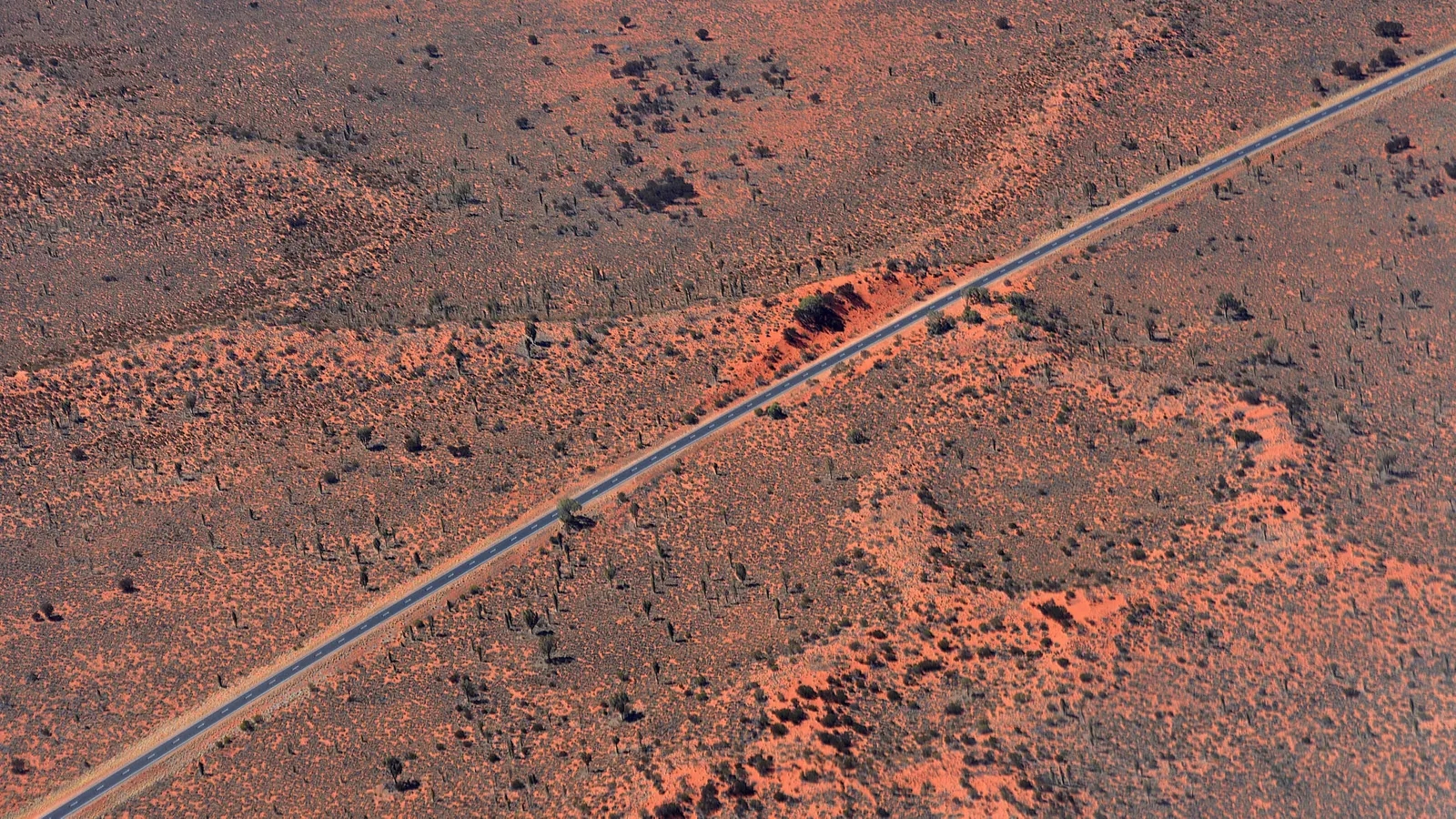 |世界上最空旷的道路