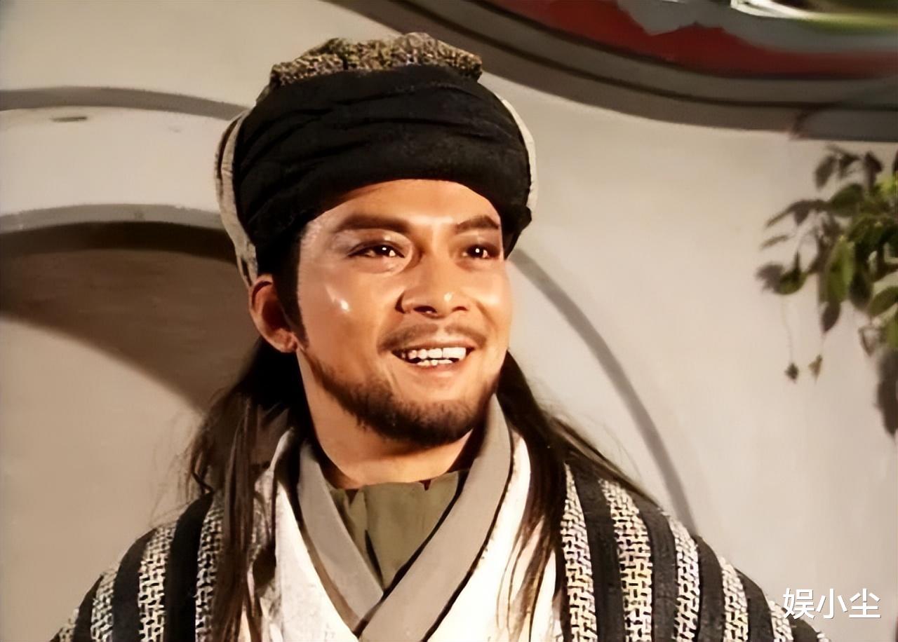 甄子丹|《天龙八部之乔峰传》热播,甄子丹抱不动80斤陈钰琪?