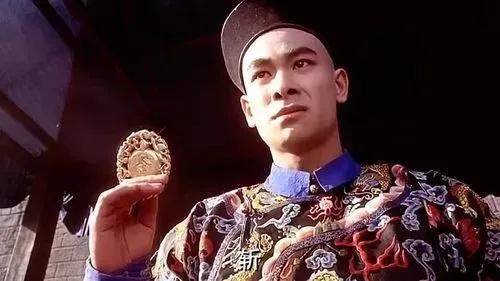 赵文卓|“功夫巨星”赵文卓：和梅艳芳相恋多年，转身娶小八岁的张丹露