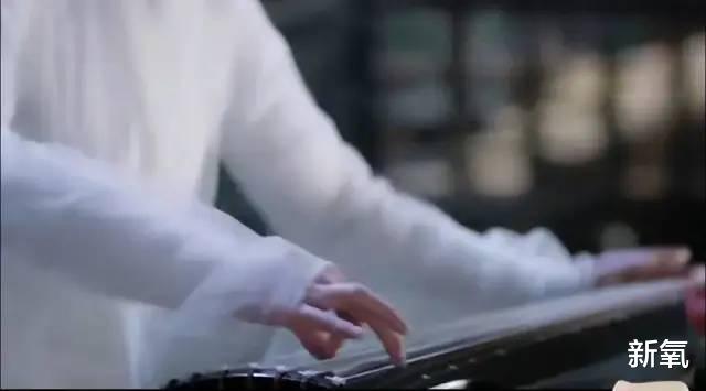 琵琶|裹得严严实实也能拥有无上性张力,这就是声乐美人的魅力?