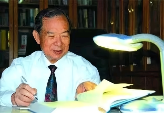 肿瘤|肿瘤专家潘明继，身患两种癌症却活到了79岁，他的抗癌法宝送给你