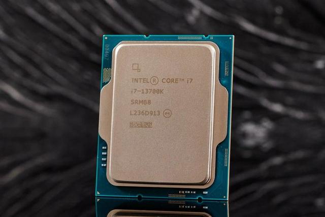 CPU|Studio内容创作首选处理器，英特尔Core i7-13700K评测