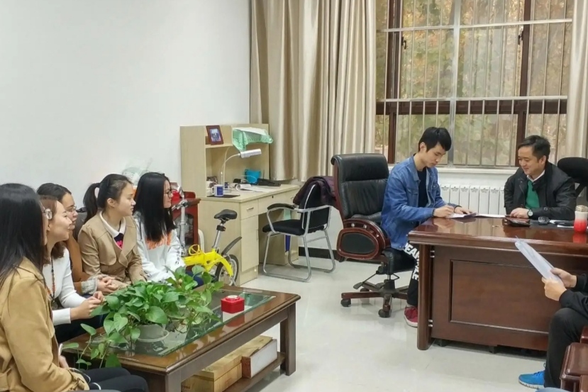 |学术圈比娱乐圈还乱？被清退博士生哭诉：跟错导师等同于自毁前程