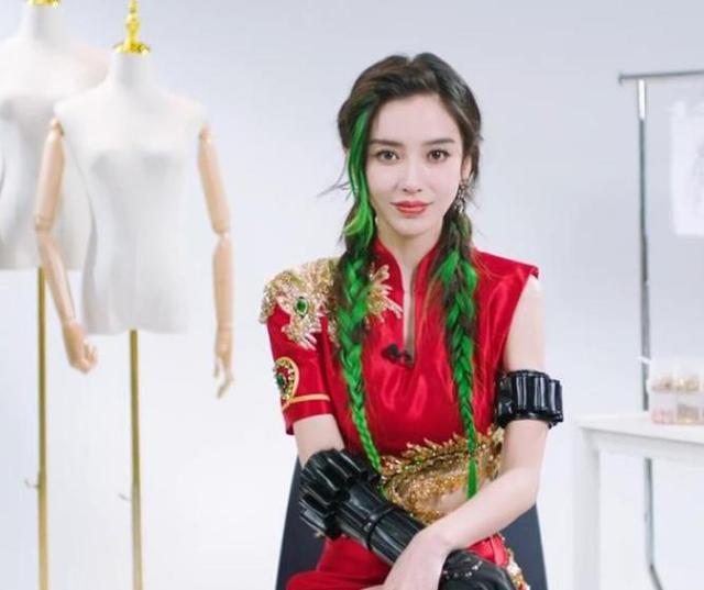 Angelababy|黄晓明再度和李菲儿同台参加春晚，对于baby的爱终究还是一场空！