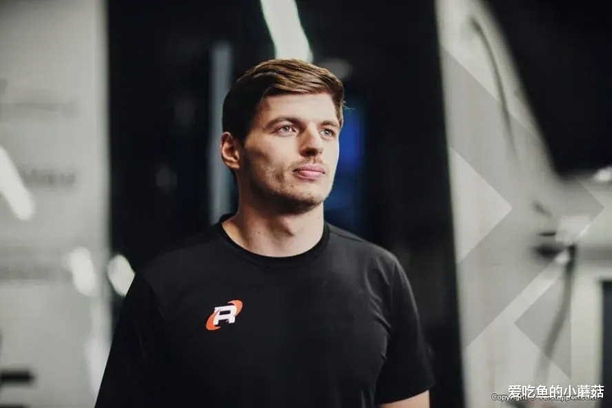 红牛|MAX VERSTAPPEN 推出令人兴奋的新赛车队