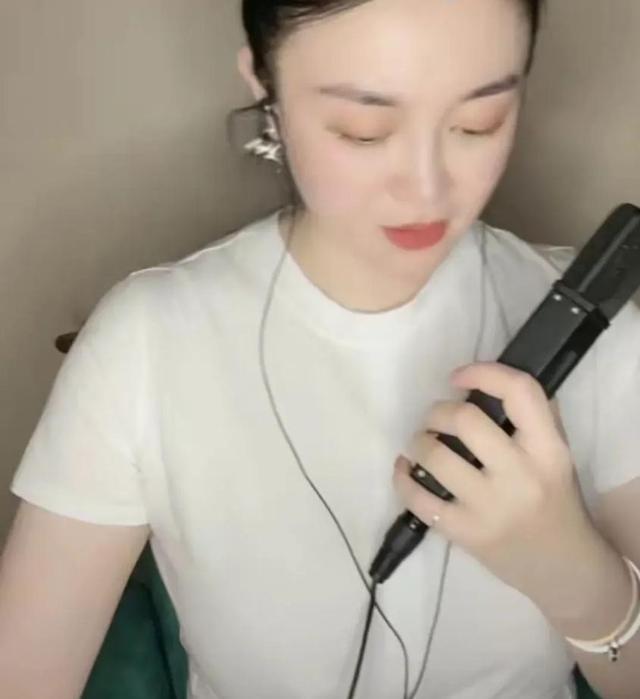 赵本山|长贵忍不住发火了，怒怼网友不知趣场面一度尴尬，这是怎么回事啊