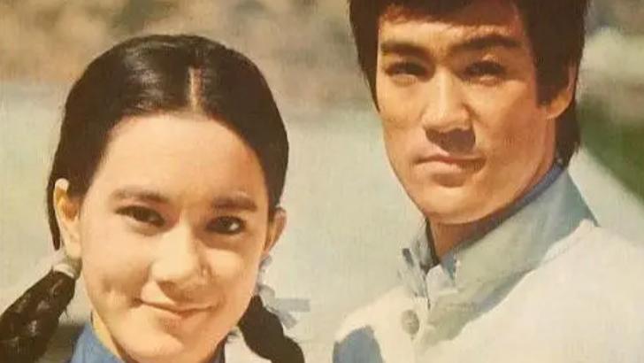 李小龙|苗可秀移民国外近况，禅院吃斋很悠闲，曾与李小龙传绯闻至今未婚