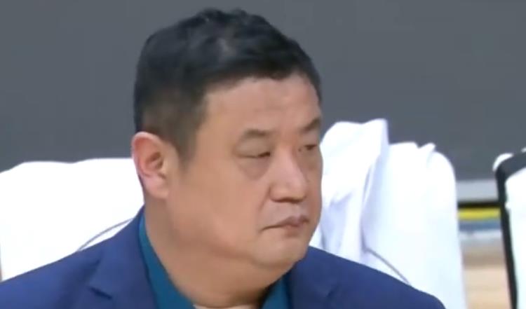 山东男篮|载入队史的耻辱，掩耳盗铃黔驴技穷，山东男篮输球又输人