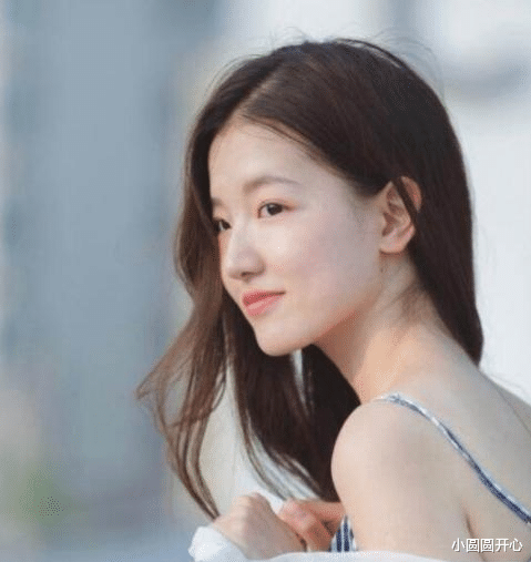 董明珠|董明珠的“接班人”直播翻车,榨汁机不敢放水果,网友:还是回去跳舞吧