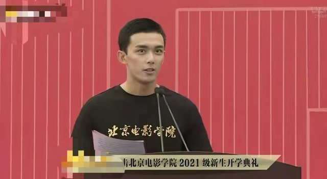 吴磊|官方回应,确认吴磊延迟毕业,在校期间参演作品多达10余部!