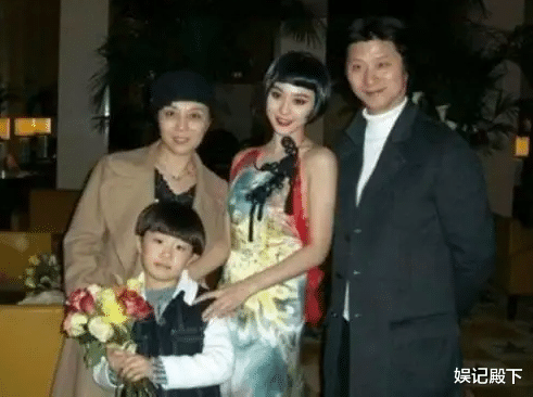 明星|让这些明星来告诉你,什么叫全家人的长相都给了一个人!