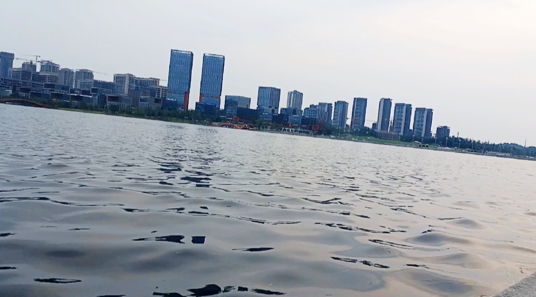 兴隆|成都又一美景——夕阳下都兴隆湖，美得像一幅画