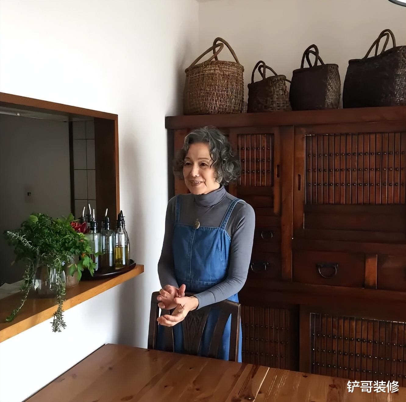 73岁“逆龄”奶奶，家里47年如一日的精致，看完我不担心变老了