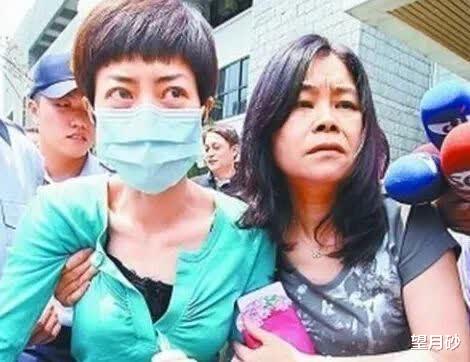 沉香如屑|8位过气明星生存状态：有的在火锅店当服务员，有的在夜总会谋生