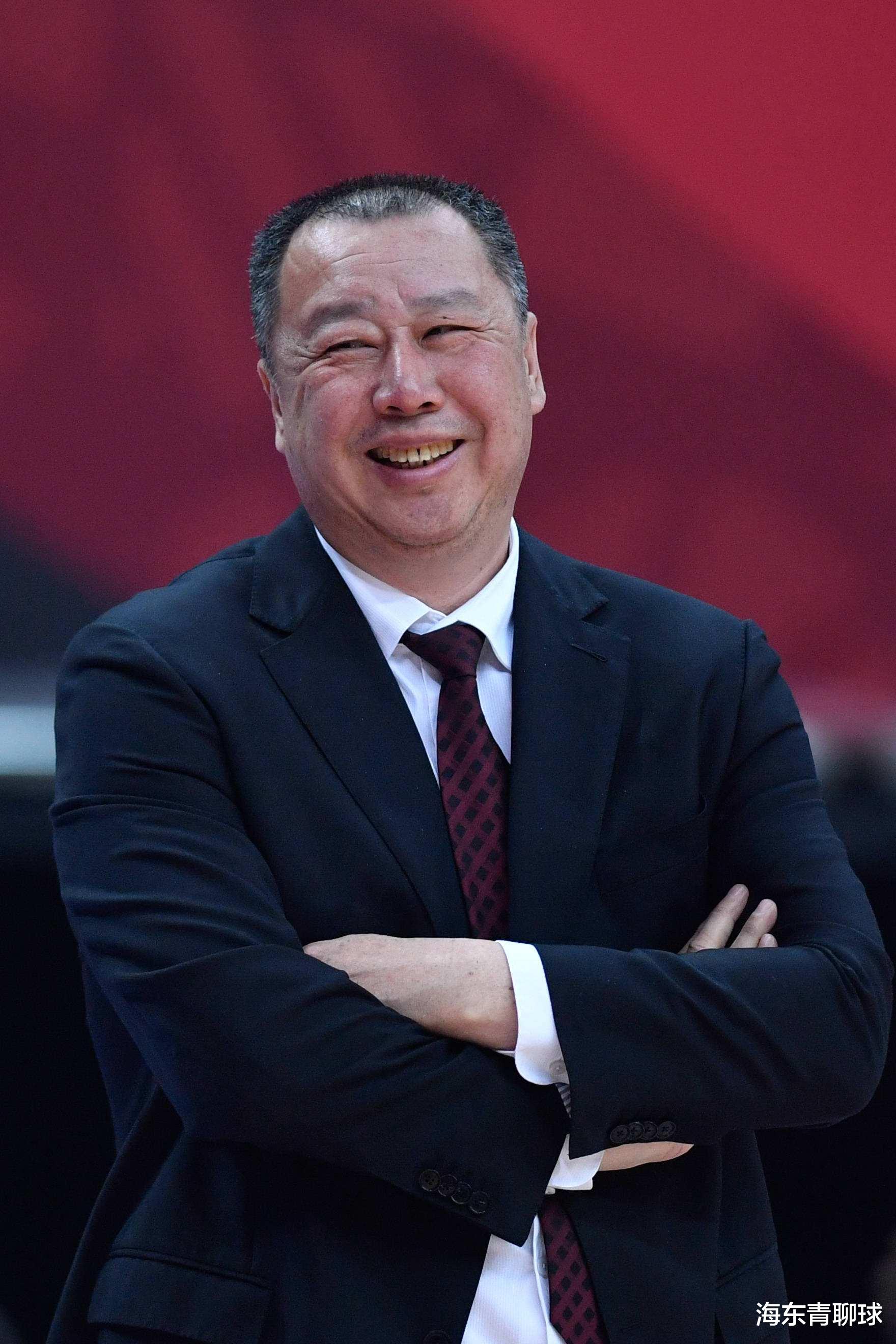 浙江男篮|CBA四位主帅下课，浙江让人心寒，青岛充满敬意，北京果断干脆