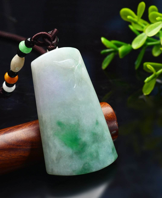 |发黄、暗淡、水头变差,为什么你的翡翠变种了?