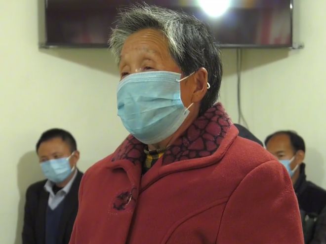 19年四川小贩叫卖猪肉,顾客发现肉质很硬,警方上门搜出保护动物