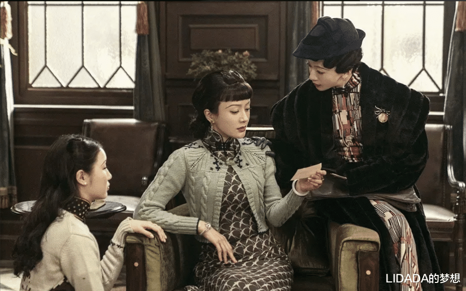 传家|秦岚白切黑给《传家》高光时刻,领盒饭的大伯父,戏外身份不简单