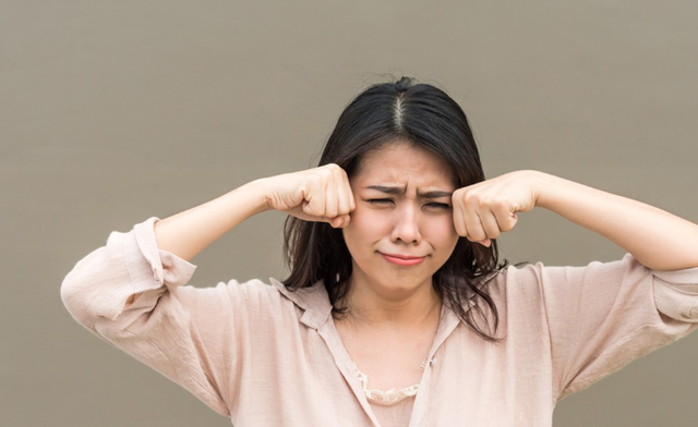 刘婷|吵架失手推倒妻子,男闺蜜开车把她接走,丈夫:炸出大鱼了