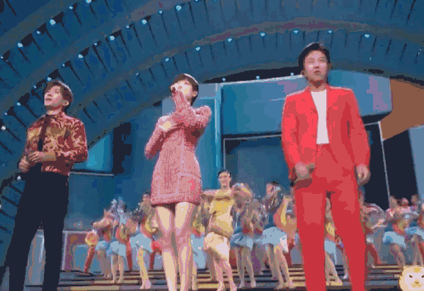 丰满 邓超让冰墩墩减肥,网友:你教冰墩墩跳时代感吧