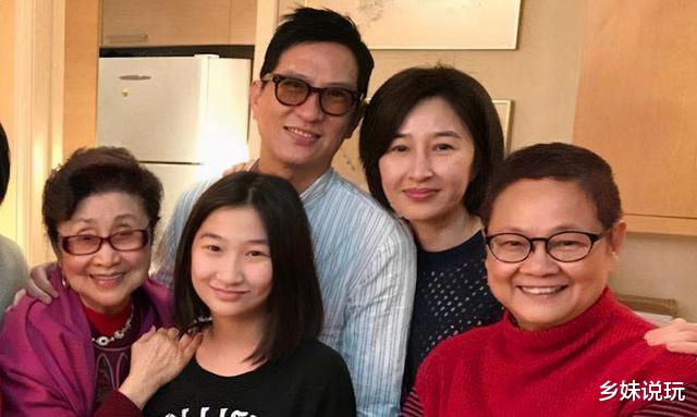 张家辉|张家辉被关咏荷400平米豪宅吓到分手:“她家厕所都比我家大”