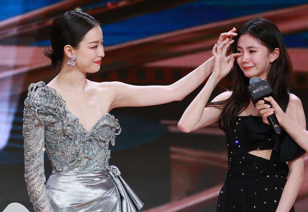 倪妮|女星贤妻退出直播圈？倪妮巴结刘浩存？看杨子直播好像看小品表演