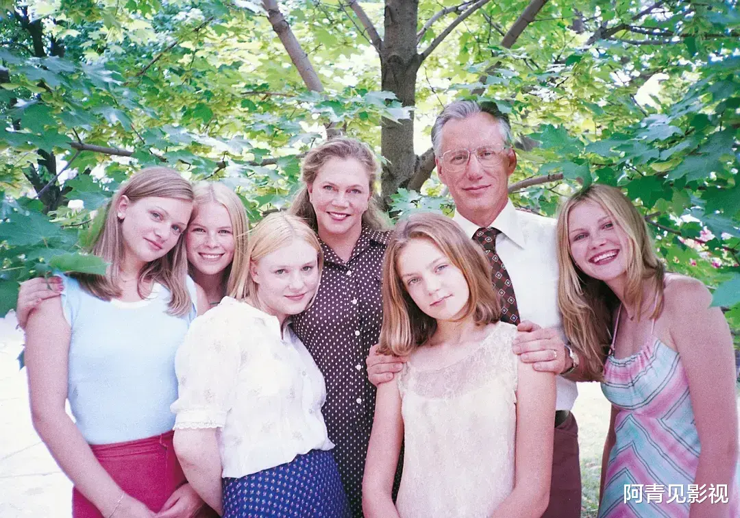 电影|“蜘蛛侠女友”克斯汀邓斯特早年的R级电影，你看过几部？