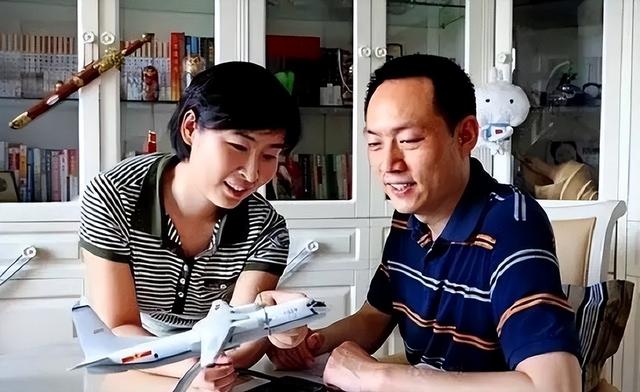 中国首位女航天员刘洋:孕期攻读清华博士,临飞前交代丈夫两件事